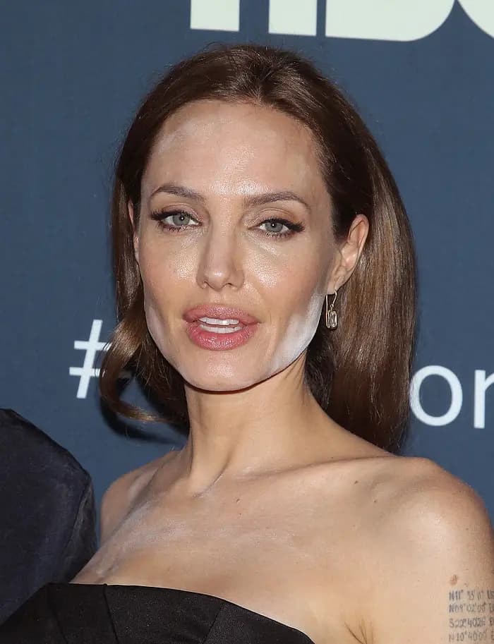 Celebrities Who Slay the Red Carpet with Their Own Makeup Skills