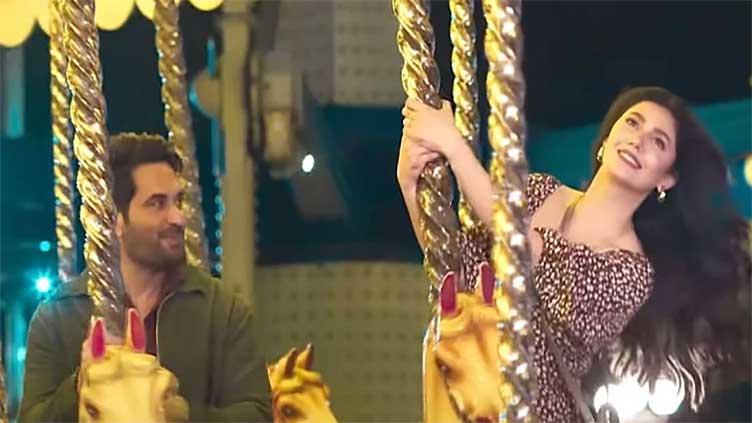 Mahira Khan and Humayun Saeed dazzle in the song 'Toot Gaya' from Love Guru.