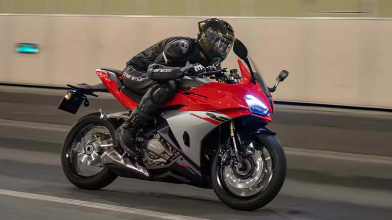 This Sportbike Has an Automatic Transmission, But Do People Want That