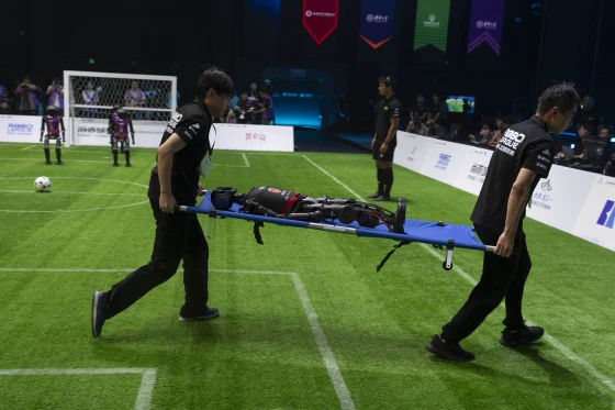 inguries during Robots football match